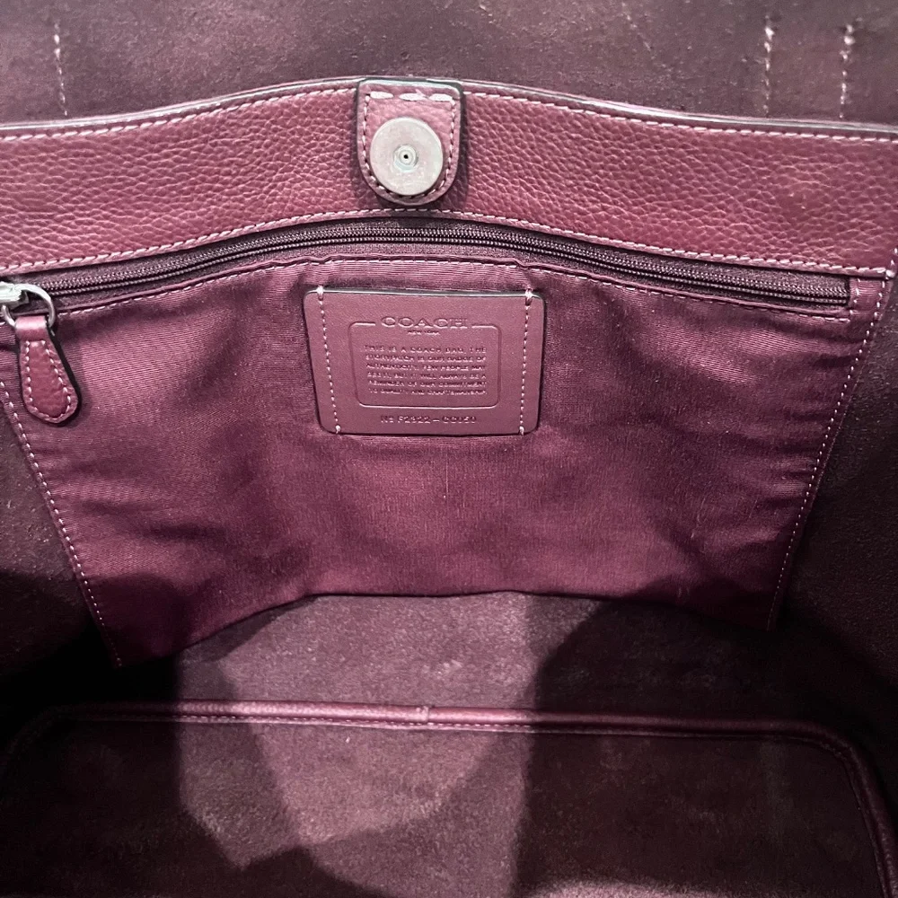 Coach Pebble Leather Cameron Large Tote Shoulder Bag in Burgundy / Wine - Picture 10 of 13